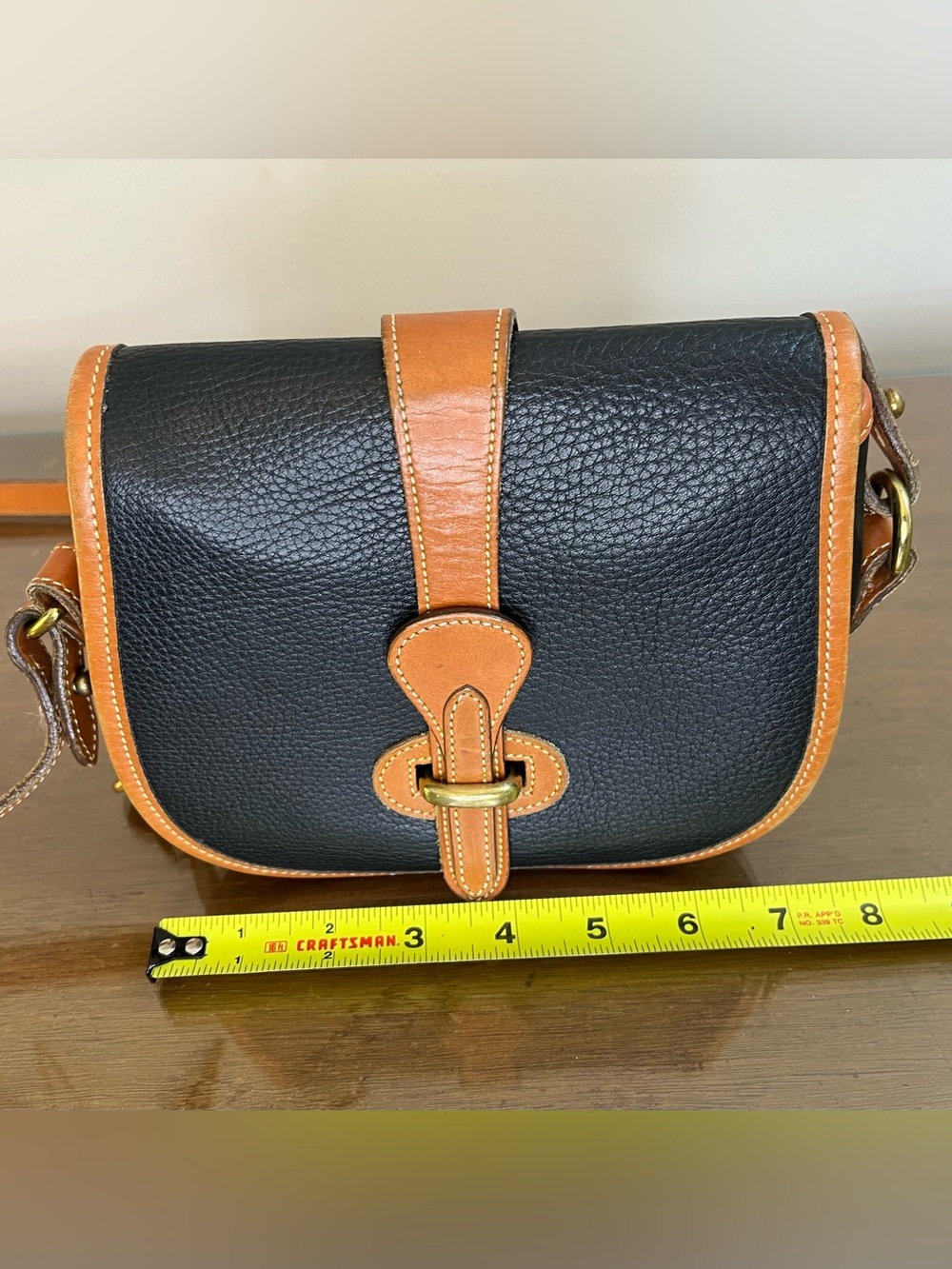 Vintage Dooney & Bourke Pebbled Leather Equestrian Crossbody Bag Black/Brown - Picture 17 of 17